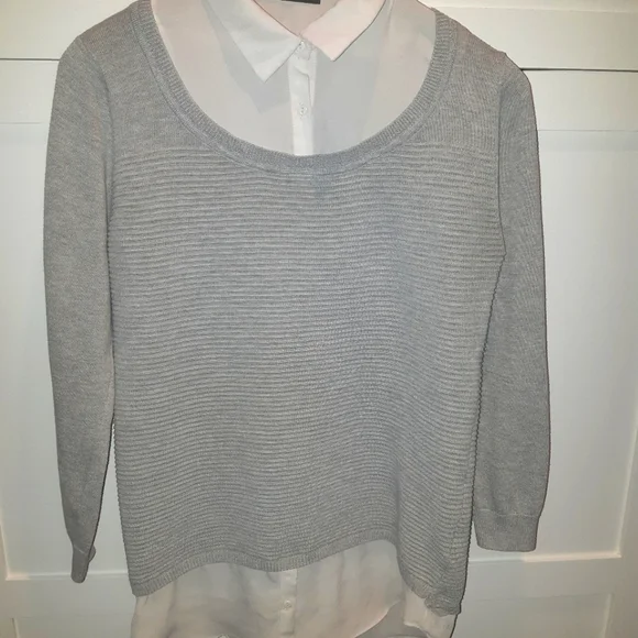 Grey & White Ribbed Fooler Sweater - Picture 2 of 8